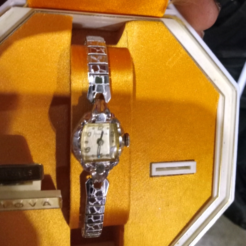 Bulova 1953 vintage R.P G in original box